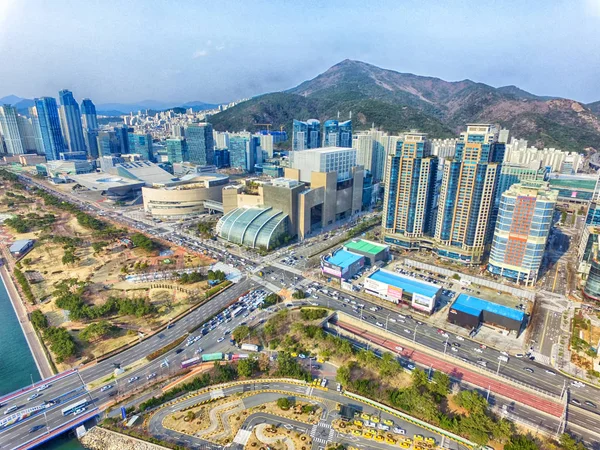 Luftaufnahme des Centum City Traffic in Haeundae, Busan, Südkorea, Asien. — Stockfoto