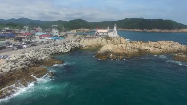 Luchtfoto Van Katholieke Kerk Jukseong Jeonggwan Gijang Busan Zuid Korea — Stockvideo