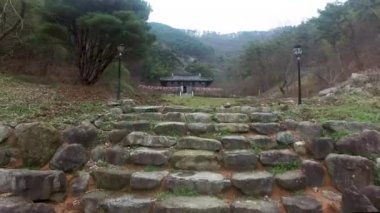 Yeondongsa Budist Tapınağı'nın Rakip Görünümü , Damyang, Jeonnam, Güney Kore, Asya.