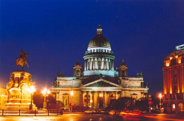 Исаакиевский Собор Вечернее Городское Освещение Санкт Петербурга — стоковое фото
