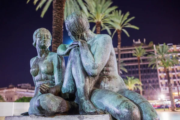 Intressant monument i Palermo — Stockfoto