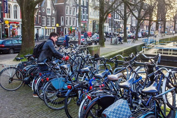 自行车-阿姆斯特丹 — 图库照片