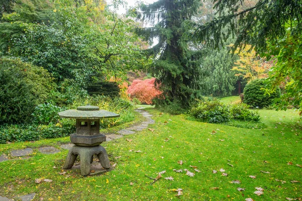 Linterna Piedra Naturaleza Jardín Japonés Leverkusen Otoño Maravilloso Día Inawe —  Fotos de Stock