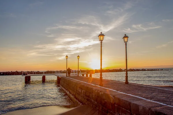 Orange Unset Gulf Naples Pier Lamps Unrecognizable People Far Distance — Stock Photo, Image