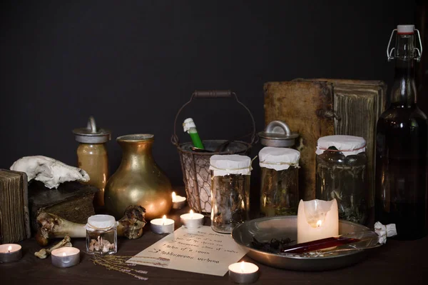 Eerie Witches Kitchen Lot Ingredients Love Potion Ancient Gruesome Jars — Stock Photo, Image