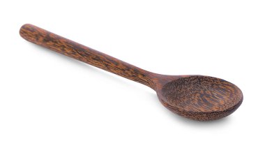 Tahta kaşık beyaz arkaplanda izole edildi