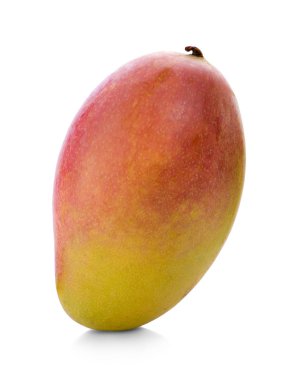 Mango küplü ve dilimli mango meyvesi.