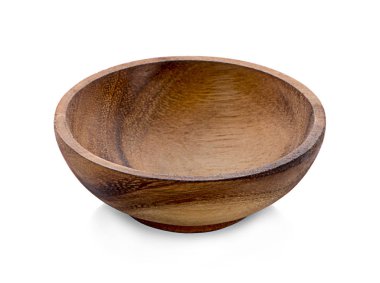 Tahta kase beyaz arka planda izole edilmiş.