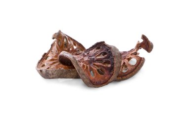 Bael beyaz arka plan üzerinde izole meyve Kuru