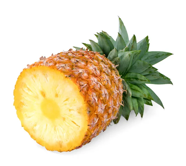 Beyaz arkaplanda izole edilmiş ananas — Stok fotoğraf