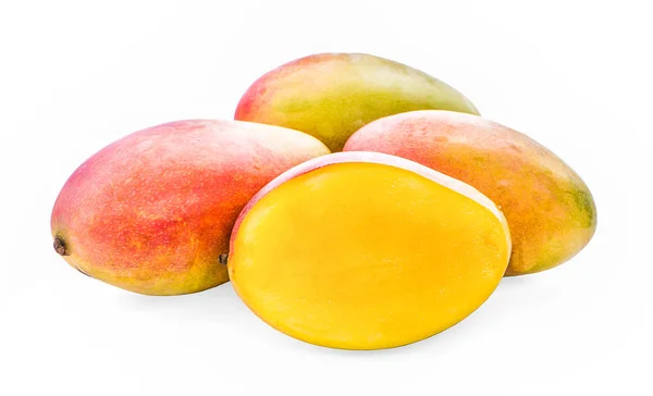 Rebanada de mango aislada sobre fondo blanco — Foto de Stock