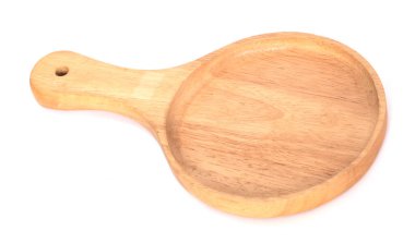 Tahta tepsi beyaz arkaplanda izole edilmiş