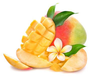 Mango beyaz arkaplanda izole edildi