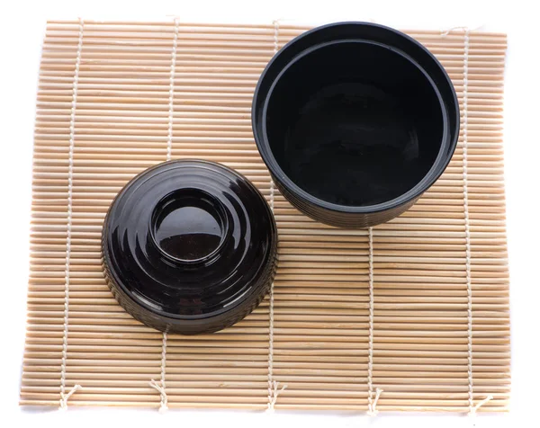 Japon siyah kasesi beyaz arka planda izole edilmiş