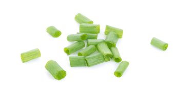 beyaz arkaplanda yalıtılmış bir soğan