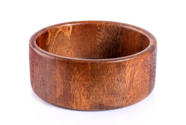 Tahta kase beyaz arka planda izole edilmiş.