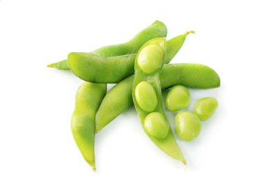 edamame fasulyeleri beyaz arkaplanda izole