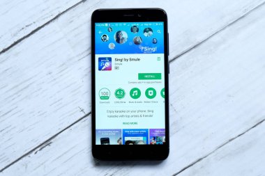 Smule merkezi San Francisco'da bir Amerikan mobil uygulama geliştiricisidir.