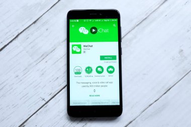 Kuala Lumpur, Malezya - 28 Ocak 2018:Wechat app android oyun Store üzerinde. Tencent tarafından geliştirilen Wechat.
