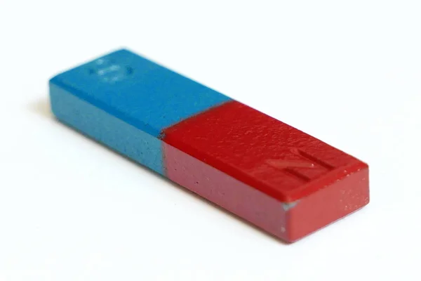 Blå Och Röd Färg Rektangulära Magnet Med Nord Och Sydpolen — Stockfoto