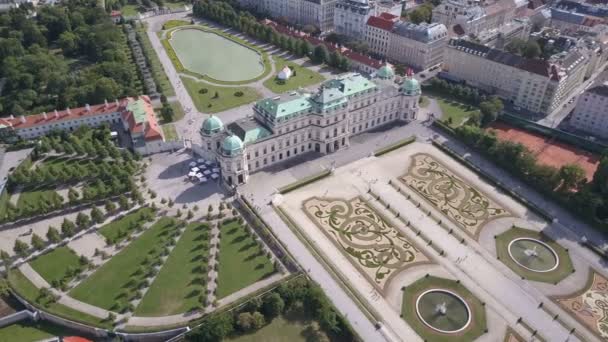 Vista aérea del palacio Belvedere. Vena. Viena. Wien. Austria . — Vídeo de stock