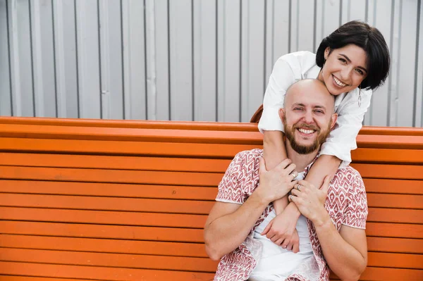 Couple love happy caucasian man woman girl guy together hugging — Stock Photo, Image