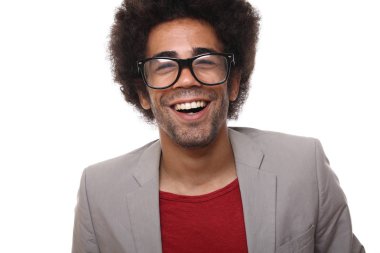 Mutlu siyah adam poz