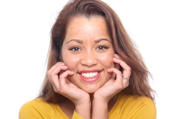 Hermosa Chica Caucásica Está Sonriendo — Foto de Stock