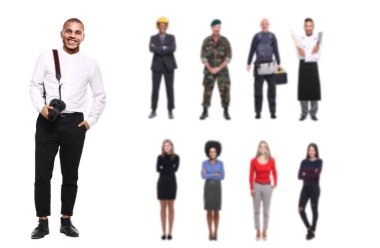 Arka planda farklı çok etnik insanlarla fotoğraf çekmek