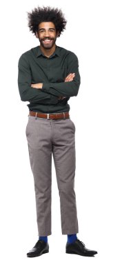 Kabarık saçlı mutlu siyah adam