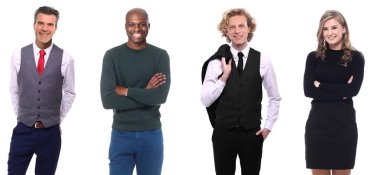 Çok ırklı insanlar kümesi beyaz arka plan üzerinde poz