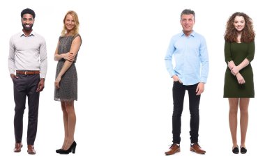 Çok ırklı insanlar kümesi beyaz arka plan üzerinde poz