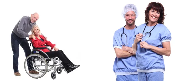 白い背景の医師と障害者 — ストック写真