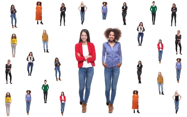 Beyaz Arka Planda Farklı Yaşlarda Çok Irklı Kadınlar Kümesi — Stok fotoğraf