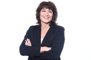 Mutlu kadın beyaz arka planda