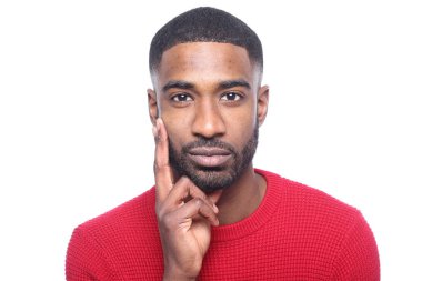 Siyah adam poz düşünme