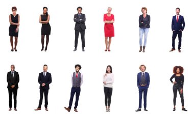 Çok ırklı insanlar kümesi beyaz arka plan üzerinde poz