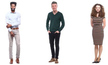 Erkekler ve kadınlar beyaz arka planda poz lar.