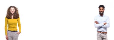 ırklararası çift beyaz arka plan üzerinde