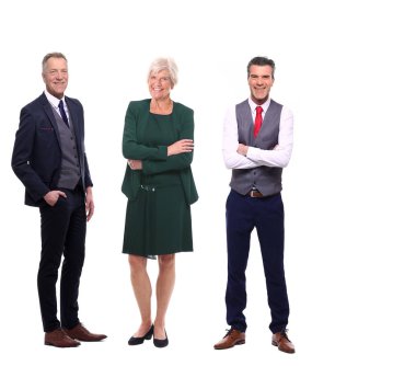 Beyaz arka plan üzerine poz veren Kafkas halkı