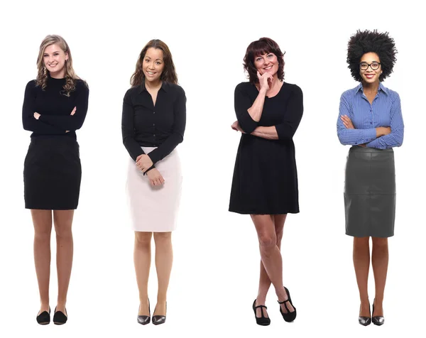 Interracial Kvinnor Poserar Vit Bakgrund — Stockfoto
