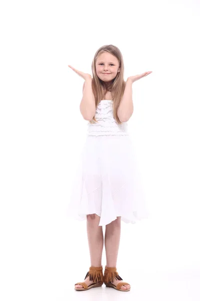 Hermosa Niña Está Sonriendo — Foto de Stock