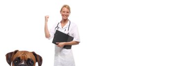 Köpek ile Kafkas kadın veteriner doktor