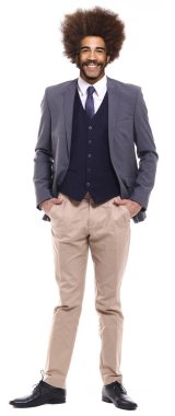 Takım elbise içinde mutlu siyah adam