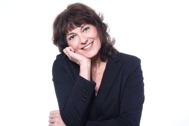 Mutlu kadın beyaz arka planda