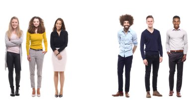 Çok ırklı insanlar kümesi beyaz arka plan üzerinde poz