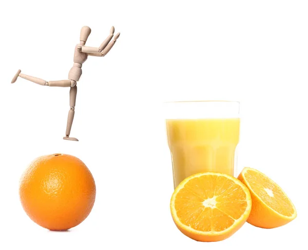 Wooden Human Toy Mannequin Oranges Juice — Stock Photo, Image