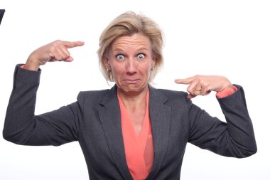 Eski beyaz kadın şaşırır