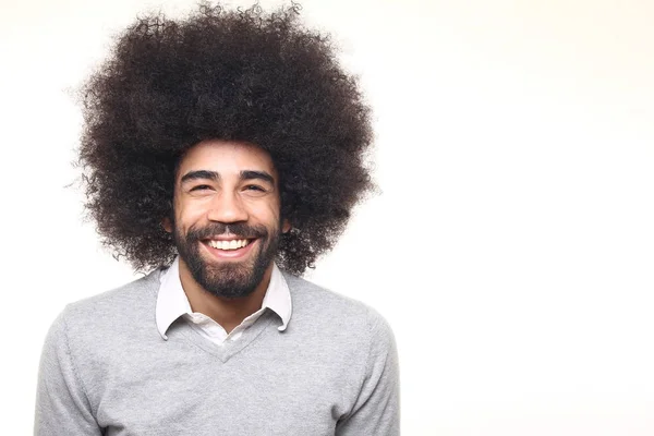 Gelukkig Afro Man Voor Een Witte Achtergrond — Stockfoto