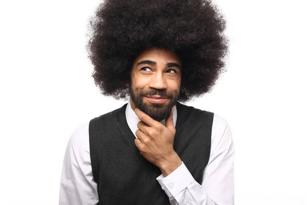 Emocionální Afro Muž Před Bílým Pozadím — Stock fotografie